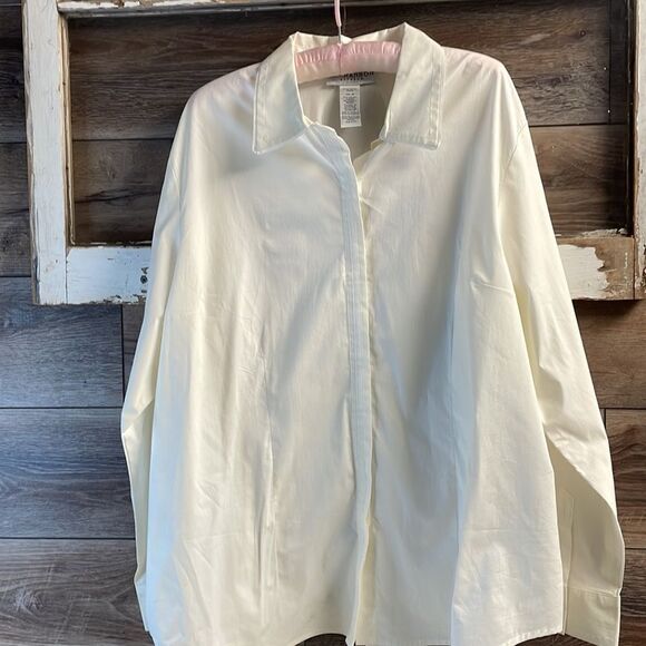 Sag Harbor Strtch Woman’s Button Up Blouse, Size 1X, White - Picture 7 of 9